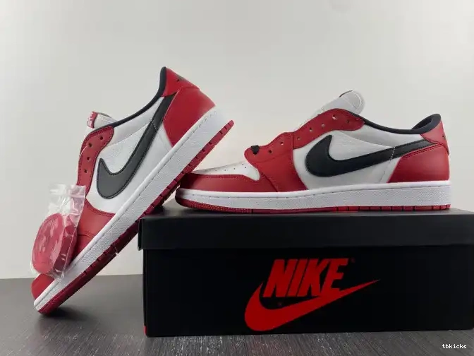 Rep TB 705329-600 Chicago Jordan Air Retro Low 1 0513
